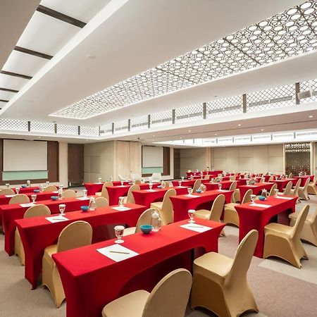 Aston Kemayoran City Hotel Jakarta Exterior foto