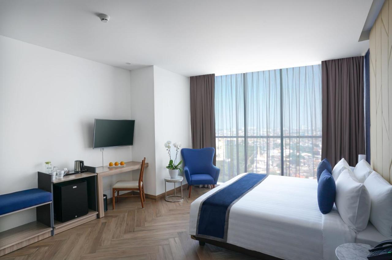 Aston Kemayoran City Hotel Jakarta Exterior foto